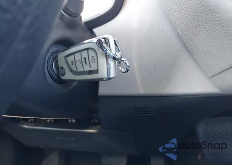 2024 Toyota Corolla Le z USA, uszkodzony, nr VIN 5YFB4MDEXRP186126